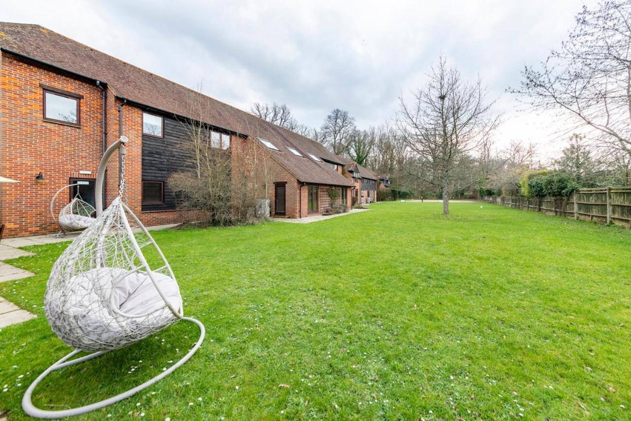 The Grange On Warbrook Estate Hotel Hook  Kültér fotó